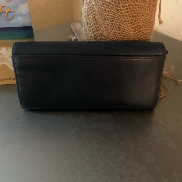 Michael KORS, Blue pebble leather wallet, many many compartments, snap closure. - Picture 3 of 8